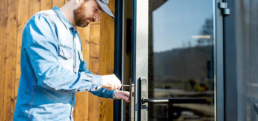 Frameless Glass Storefront Door Locks Replacement in Woodlake, CA