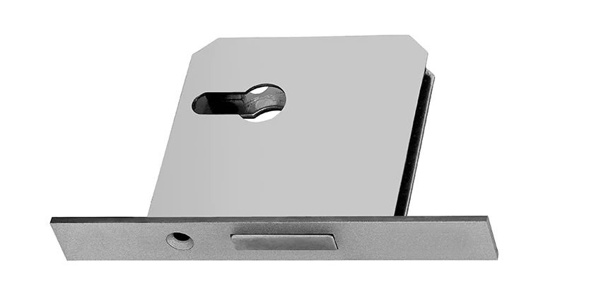 Fix A Deadbolt Door Lock in Woodlake, California